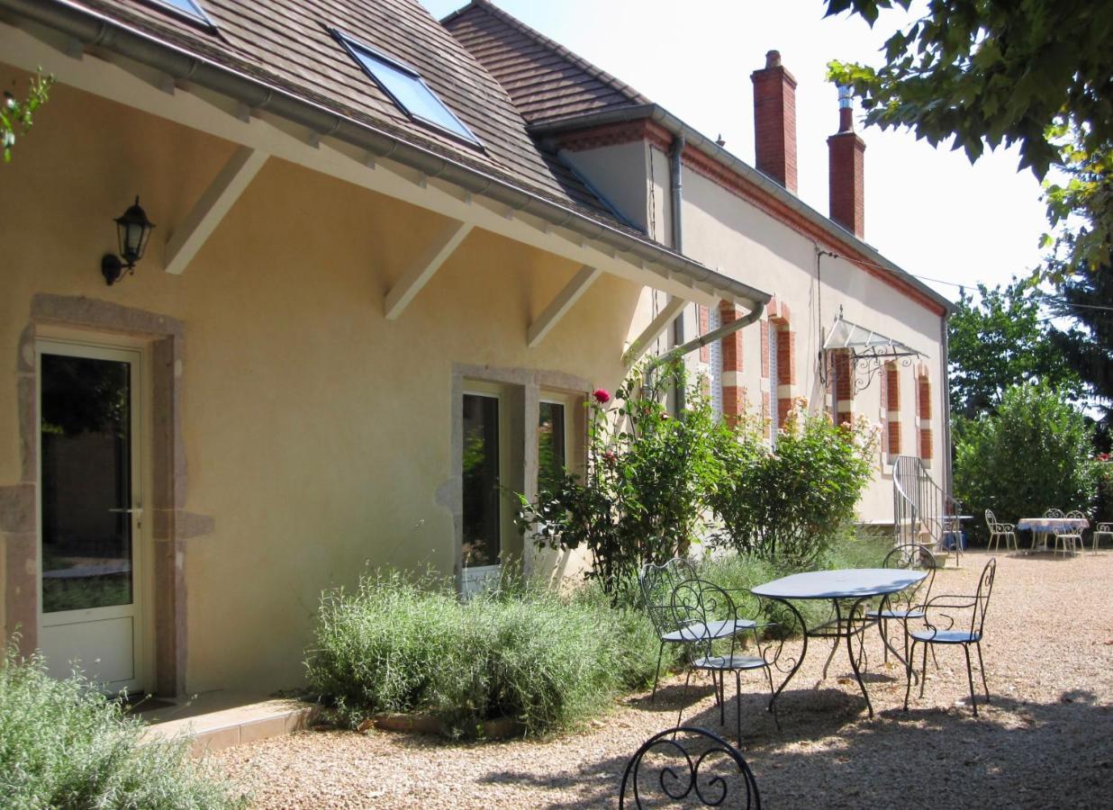 La Fontenelle - Lovely Holiday House With Swimming Pool Cuisery Bagian luar foto
